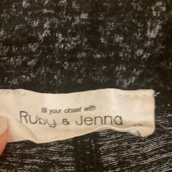 ❤️Ruby & Jenna Size small joggers- offers welcomed!!!!!❤️ - Picture 4 of 6